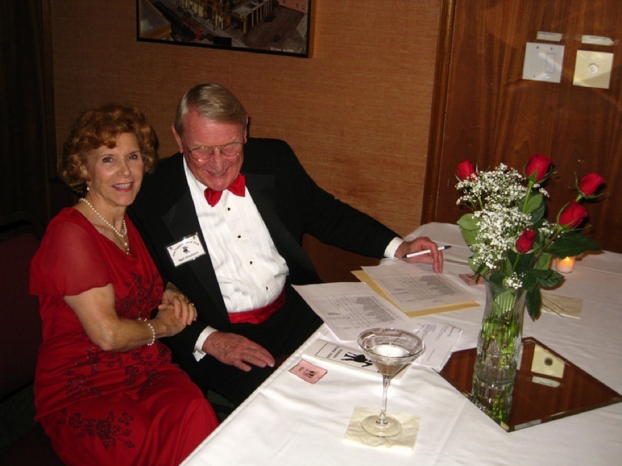 Mistletoe Ball 2009