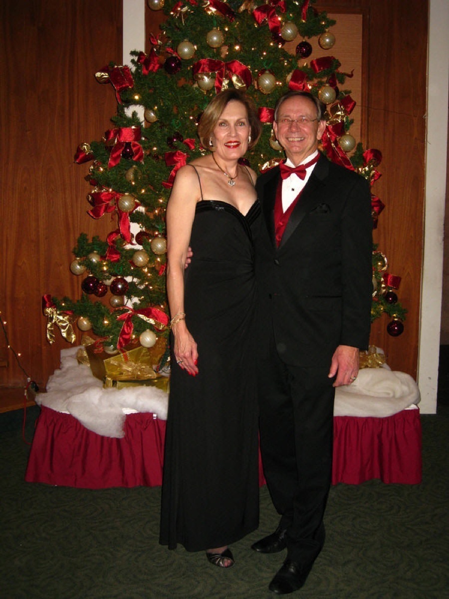 Mistletoe Ball 2009