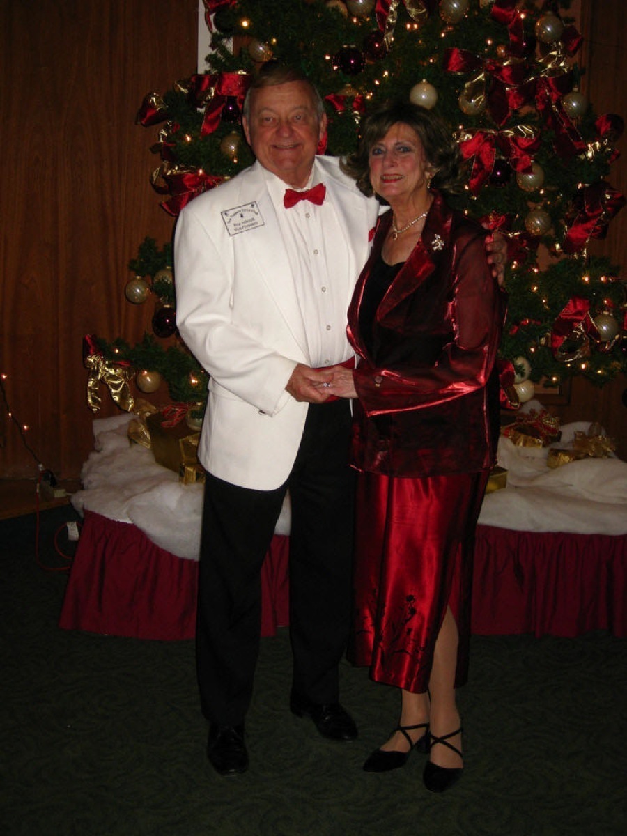 Mistletoe Ball 2009