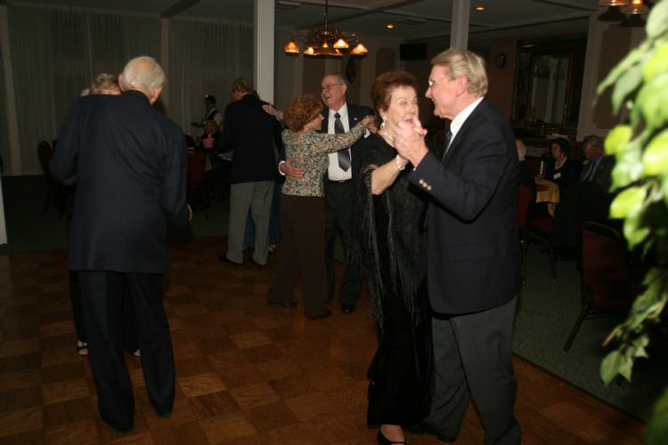 January 2010 Topper's Dance