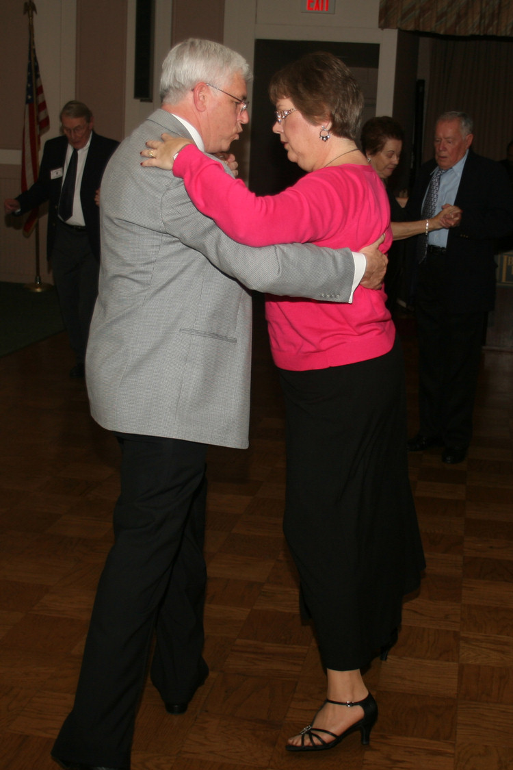 January 2010 Topper's Dance