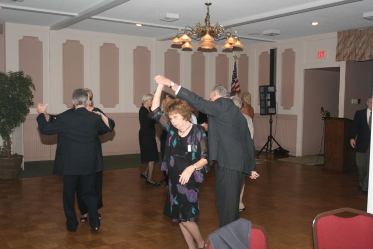 Toppers October 2010 Dance Pre-Diner Visiting