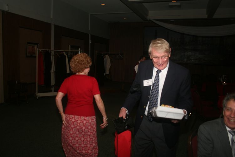 Topper post deinner dancing 2/18/2011