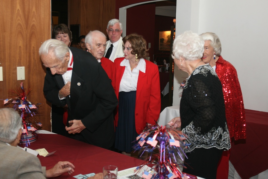 Meet and greet and presentation of the colors, Toppers May 2012