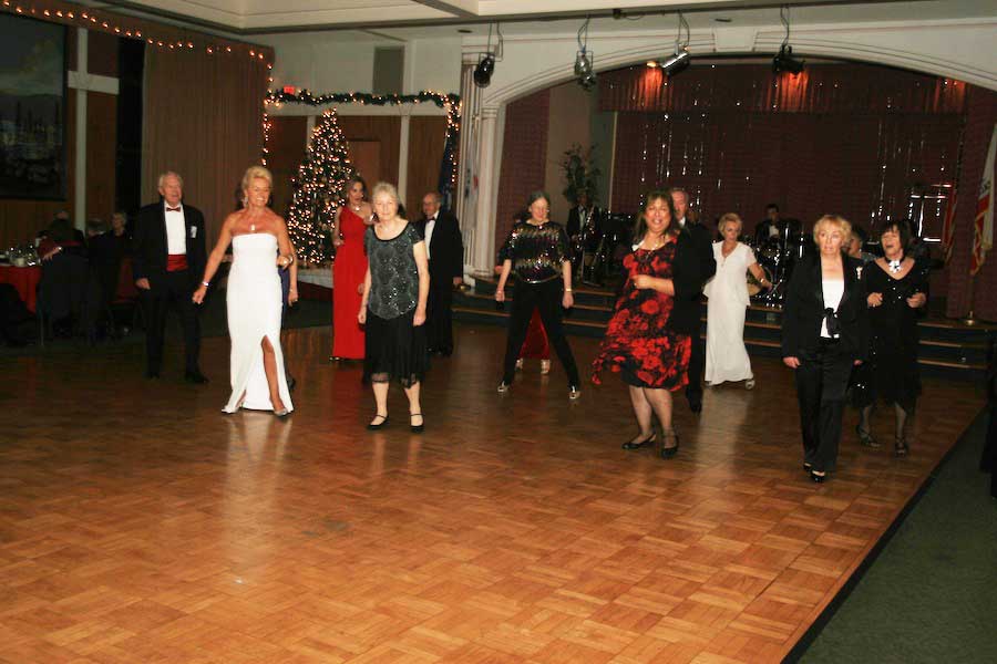 Topper's Mistletoe Ball 2012 post dinner dancing