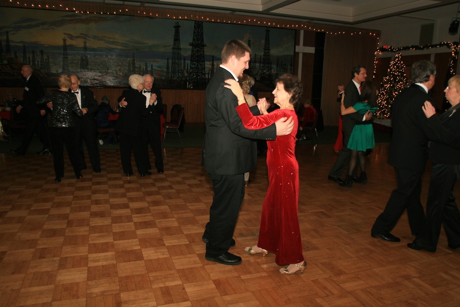 Topper's Mistletoe Ball 2012 post dinner dancing