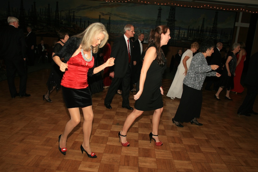 Topper's Mistletoe Ball 2012 post dinner dancing