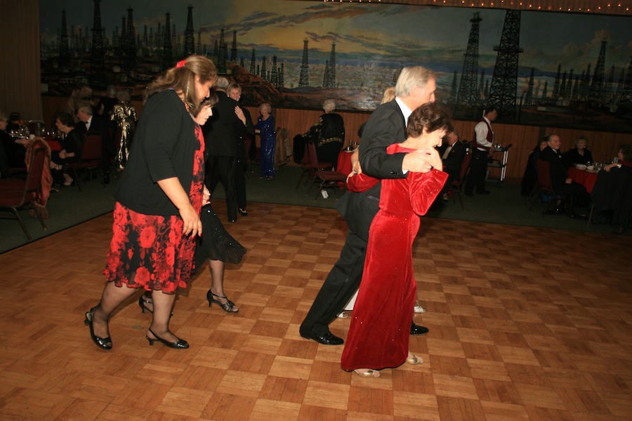 Topper's Mistletoe Ball 2012 post dinner dancing