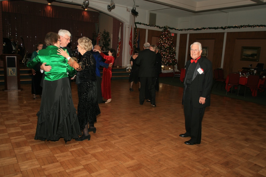 Topper's Mistletoe Ball 2012 post dinner dancing