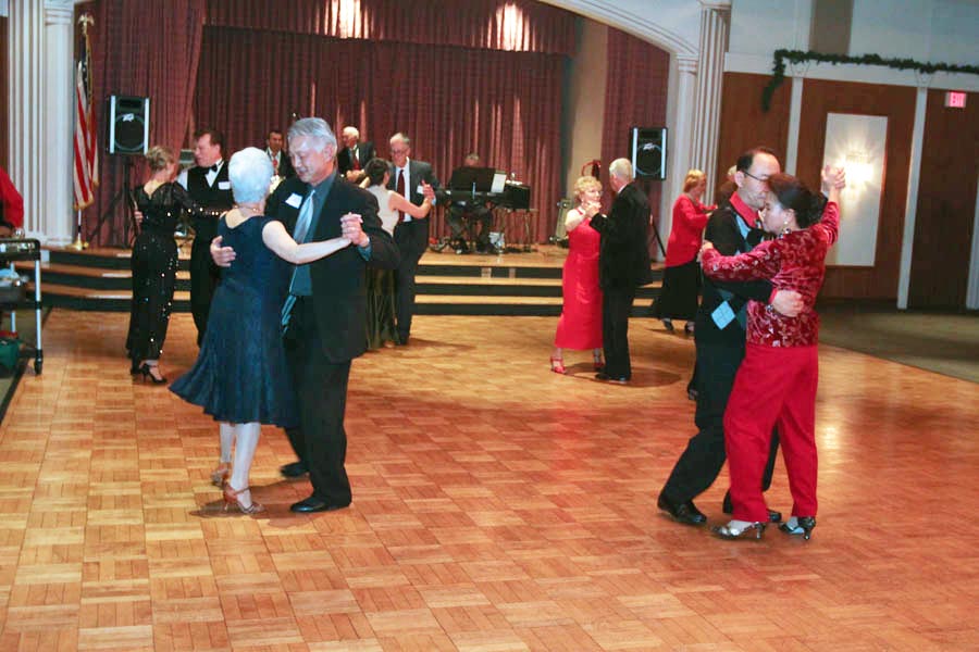 Topper's Dance Club Mistletoe Ball 12/18/2015