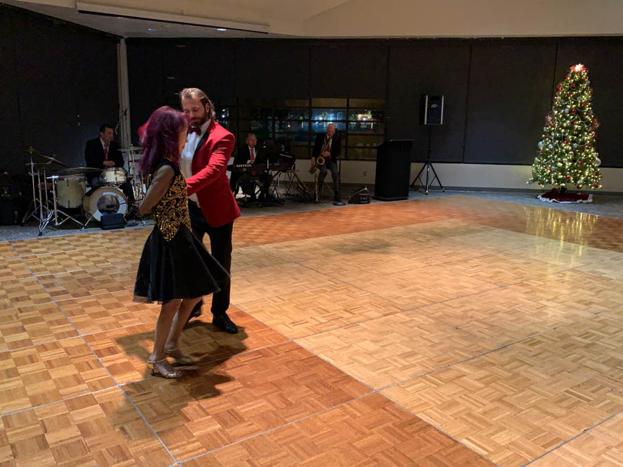 Toppers Dance Club Mistletoe Ball 12/20/2019